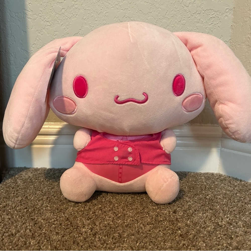 Hello Kitty pink Cinnamoroll plushie NWT
